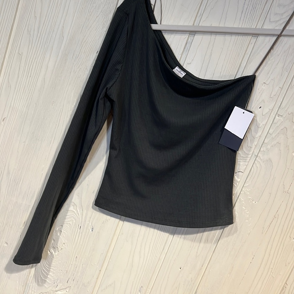 Melrose & MARKET One Sleeve Rib Knit Top Size Small New With Tags size small